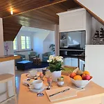 Apartament 2br Confortable - Fast Wifi - Epfl - Swiss Tech - La Rts - L'unil - Parking *