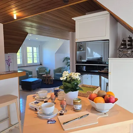 Apartament 2br Confortable - Fast Wifi - Epfl - Swiss Tech - La Rts - L'unil - Parking *